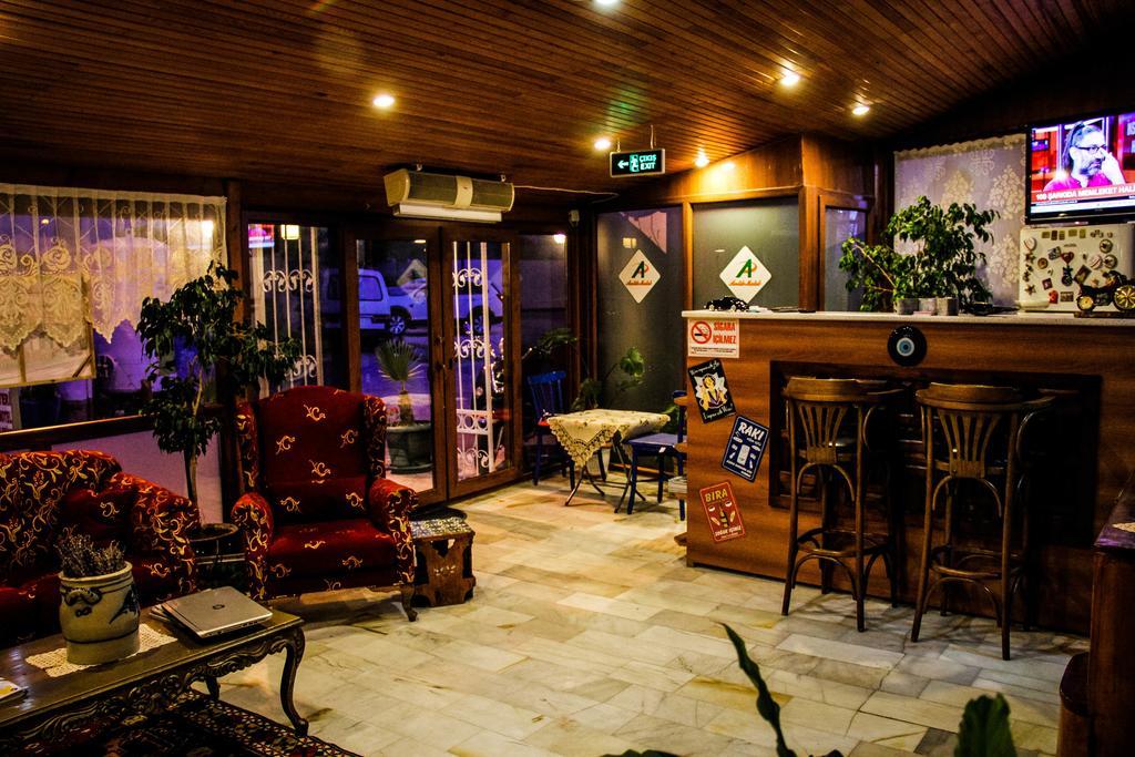 Antik Motel Алачати Экстерьер фото