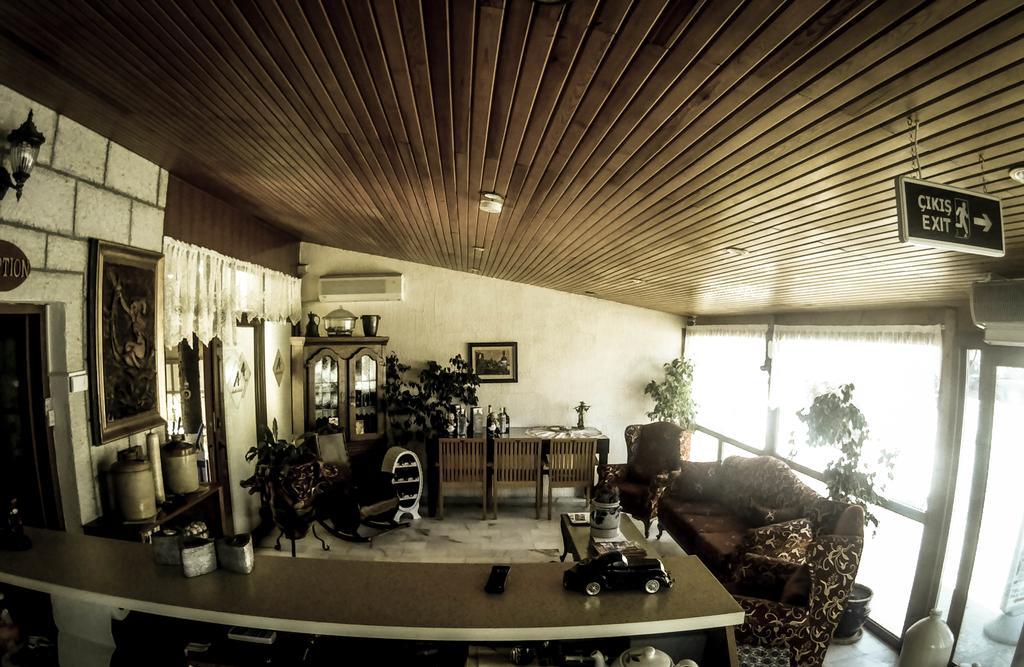 Antik Motel Алачати Экстерьер фото