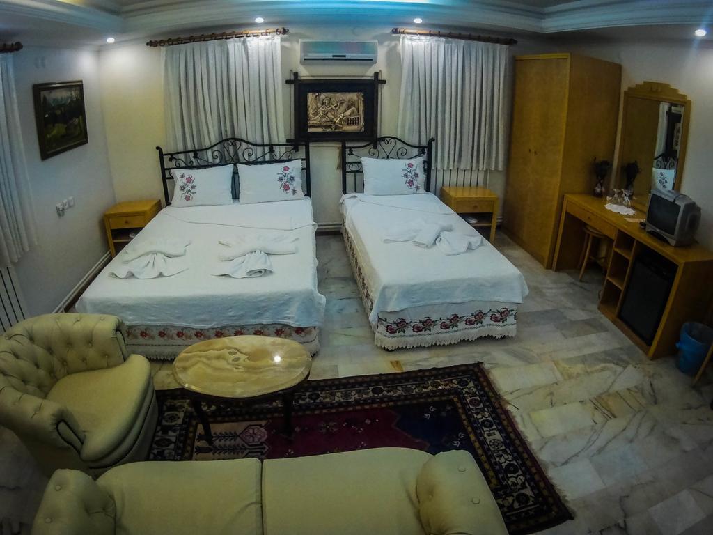 Antik Motel Алачати Экстерьер фото