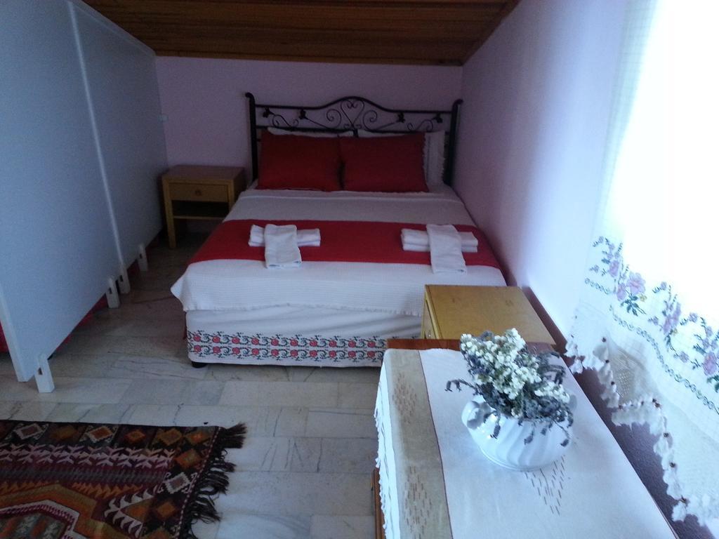 Antik Motel Алачати Экстерьер фото